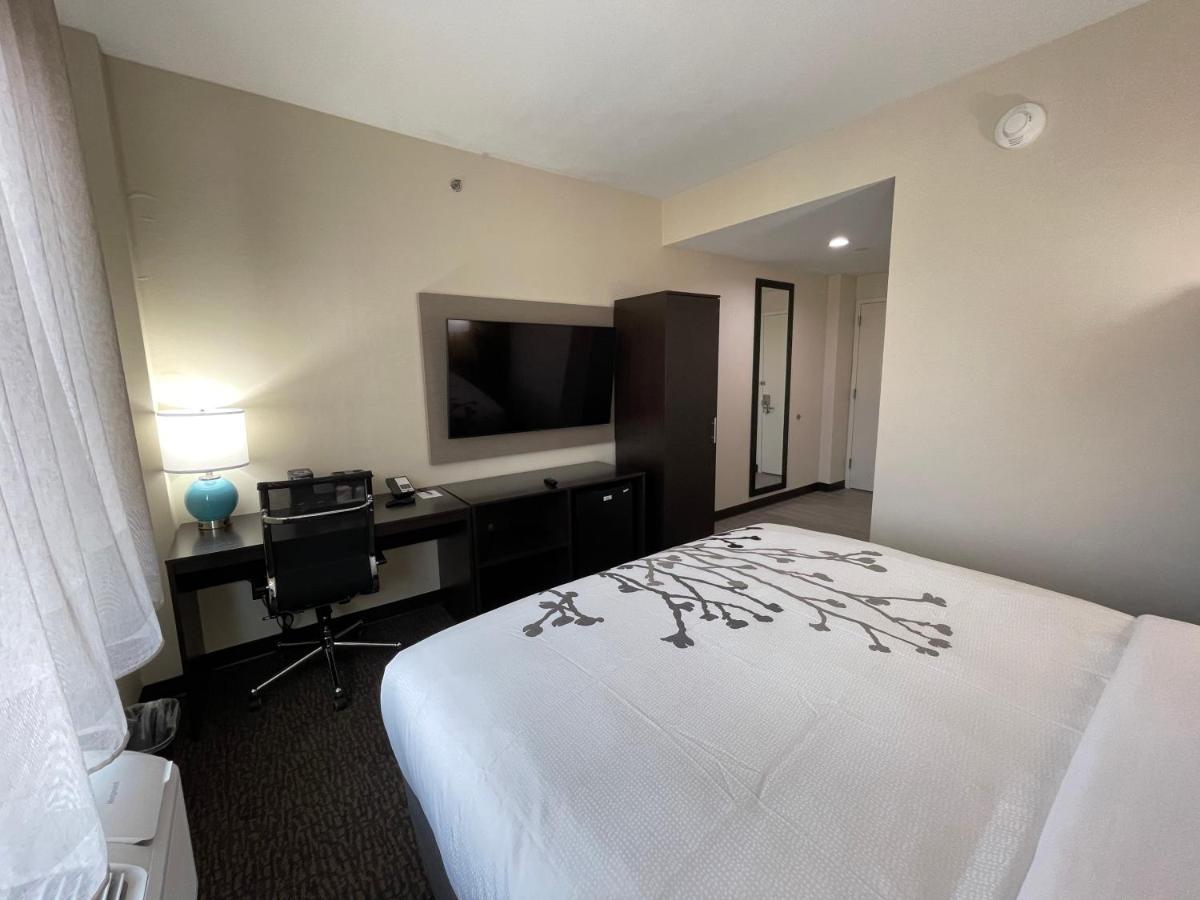 Sleep Inn New York Exterior photo